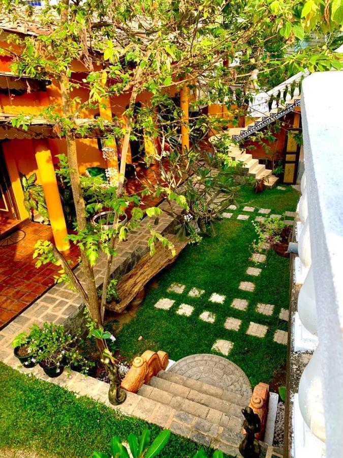 The Fat Mermaid Hotel Мириса Екстериор снимка